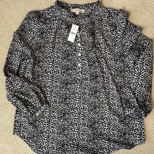 Womens leopard (white and black) Loft dress shirt size L